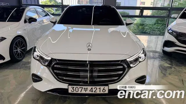 Mercedes-Benz E-Class 2025 — Şəkil 14/15