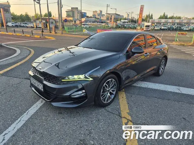 Kia K5 2020 — Photo 8/15