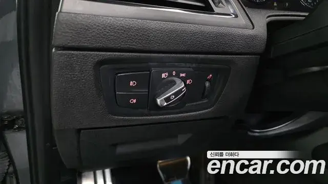 BMW 1 Series 2018 — Photo 12/20