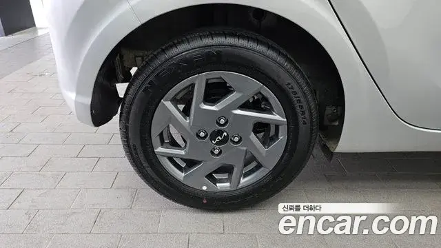 Kia The New Morning 2023 — Photo 29/32