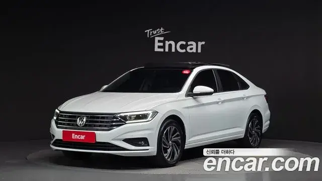 Volkswagen Jetta 2021 — Photo 11/33