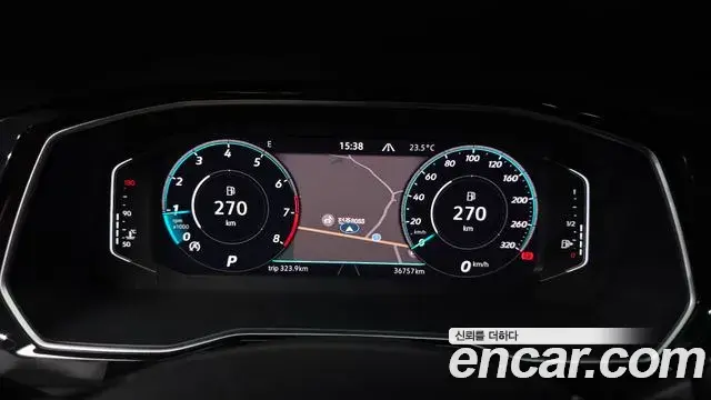 Volkswagen Jetta 2021 — Photo 32/33
