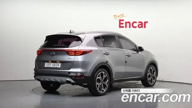 Kia Sportage The Bold 2018 — ფოტო 3/33