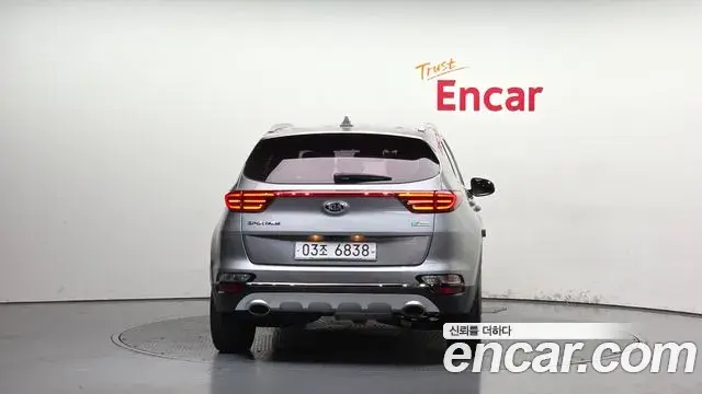 Kia Sportage The Bold 2018 — ფოტო 11/33
