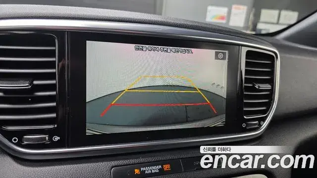 Kia Sportage The Bold 2018 — ფოტო 2/33