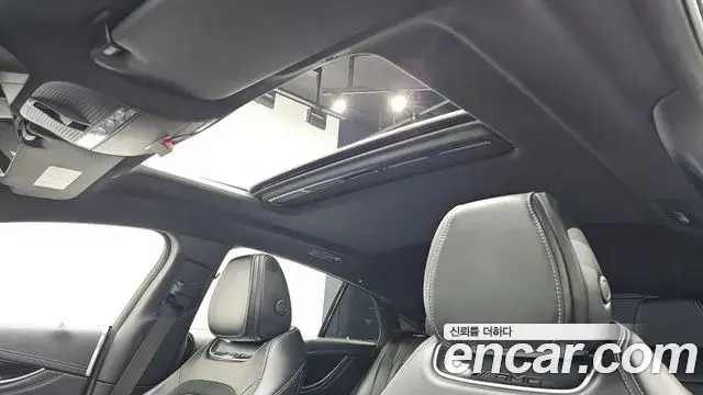 Mercedes-Benz AMG GT 2022 — Şəkil 23/35