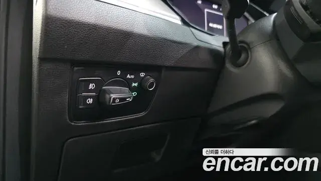 Volkswagen Passat GT 2022 — Photo 16/30