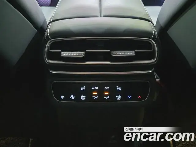 Genesis GV80 2025 — Фото 16/20