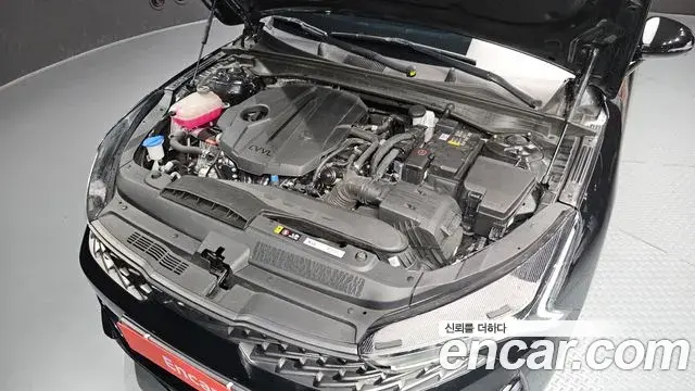 Kia K5 2023 — Photo 14/30