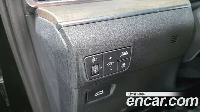 Kia K5 2023 — Photo 23/30