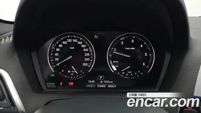 BMW 1 Series 2018 — Şəkil 27/31