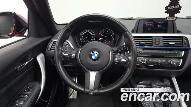 BMW 1 Series 2018 — Şəkil 21/31