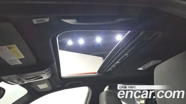 BMW 1 Series 2018 — Şəkil 2/31