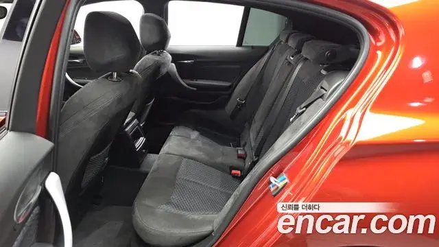 BMW 1 Series 2018 — Şəkil 6/31