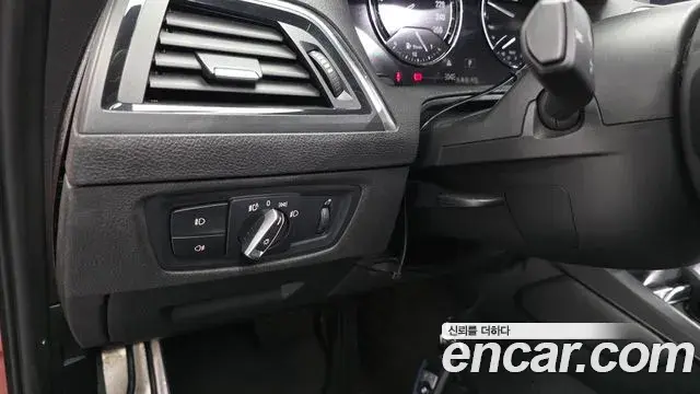 BMW 1 Series 2018 — Şəkil 31/31