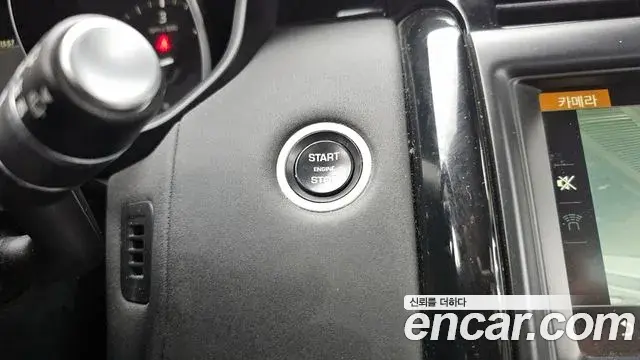 Land Rover Discovery 5 2018 — ფოტო 18/20