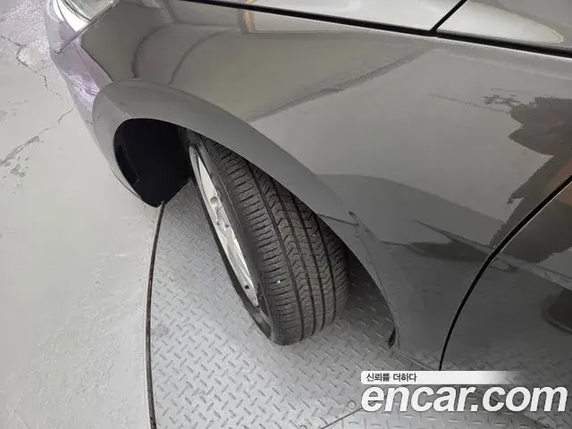 Hyundai The New Avante Hybrid 2021 — Photo 2/19