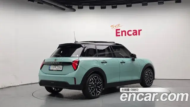 Mini Cooper S 2024 — Şəkil 22/33