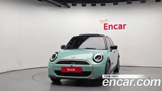Mini Cooper S 2024 — Şəkil 27/33