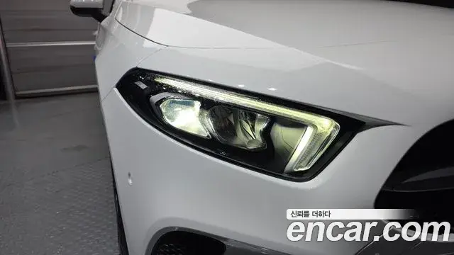 Mercedes-Benz A-Class 2023 — Şəkil 14/30