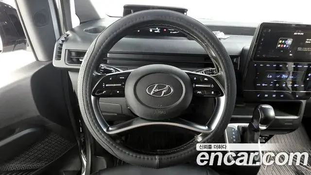Hyundai Staria 2021 — Photo 4/30