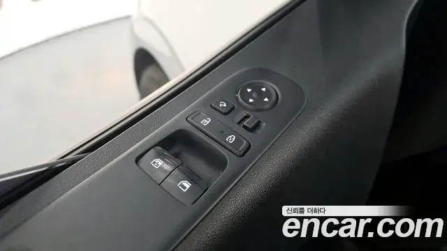 Hyundai Staria 2021 — Photo 30/30