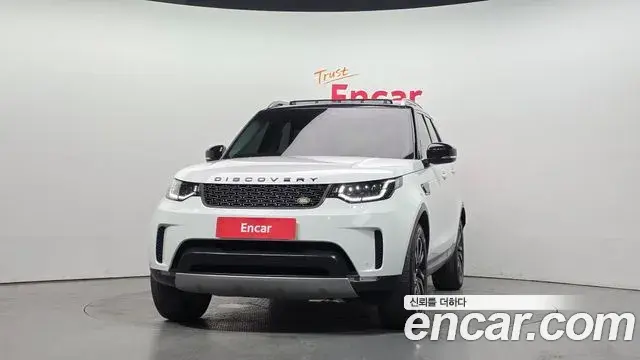 Land Rover Discovery 5 2019 — Фото 3/20