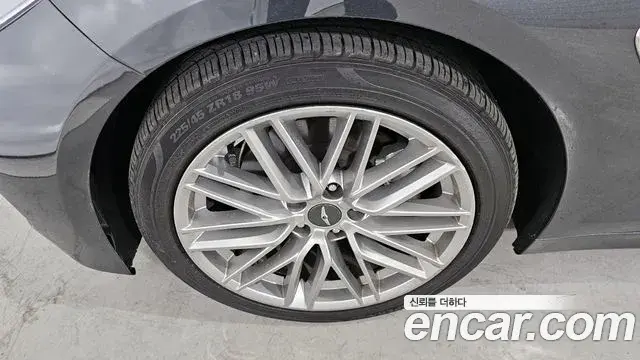 Genesis G70 2018 — Şəkil 11/20