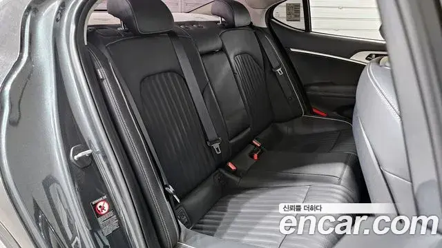 Genesis G70 2018 — Şəkil 8/20