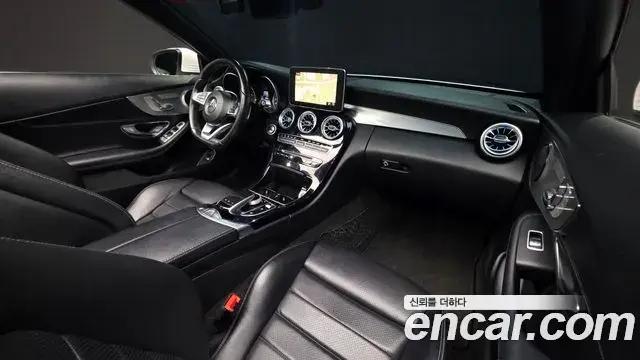 Mercedes-Benz C-Class 2018 — Фото 7/20