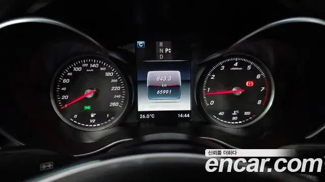 Mercedes-Benz C-Class 2018 — Фото 8/20