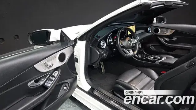 Mercedes-Benz C-Class 2018 — Фото 10/20