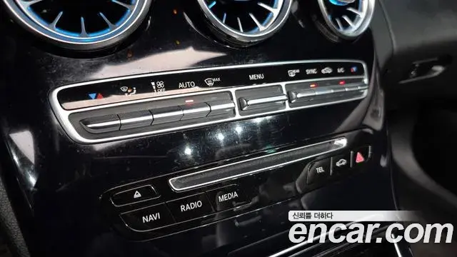 Mercedes-Benz C-Class 2018 — Фото 16/20