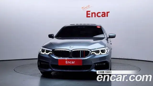 BMW 5 Series 2018 — Фото 3/20
