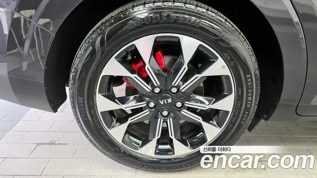 Kia Carnival 2020 — Şəkil 2/32