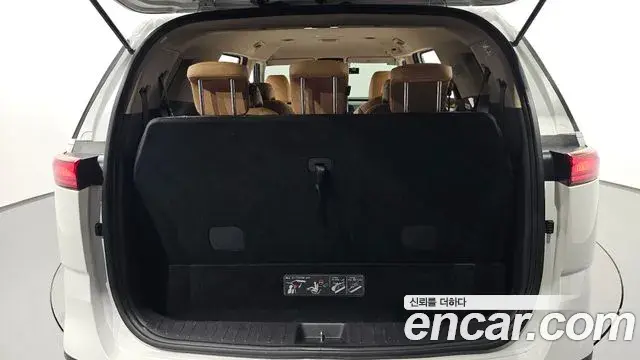 Kia Carnival 2021 — Фото 20/20