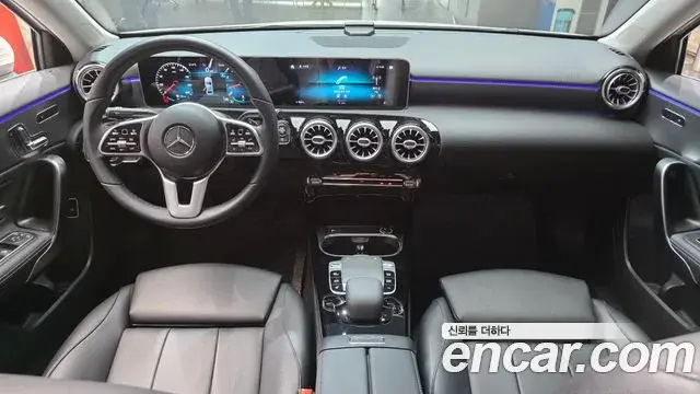 Mercedes-Benz A-Class 2020 — Фото 7/20