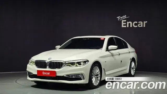 BMW 5 Series 2018 — Фото 1/20