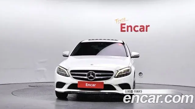 Mercedes-Benz C-Class 2020 — Фото 3/20