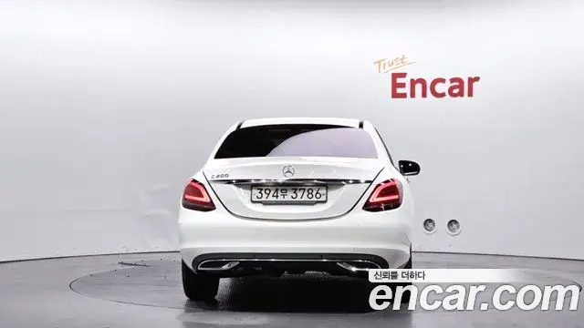 Mercedes-Benz C-Class 2020 — Фото 4/20