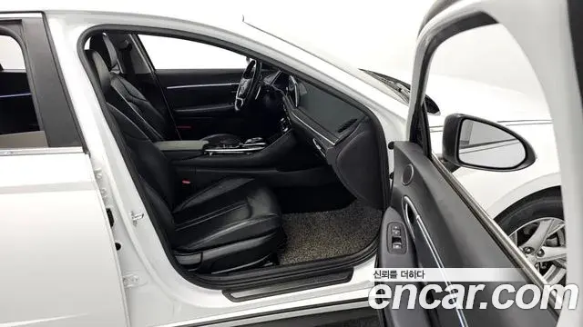 Hyundai Sonata Hybrid 2019 — Şəkil 21/30