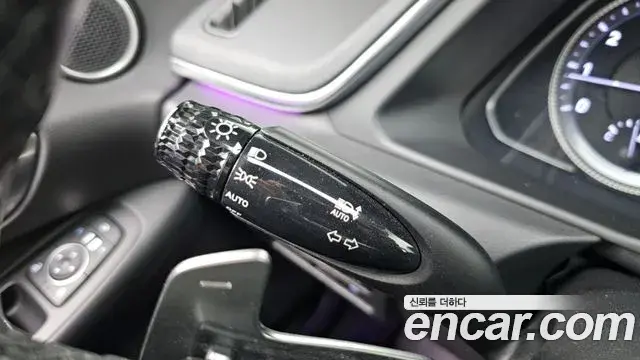 Hyundai Sonata Hybrid 2019 — Şəkil 16/30