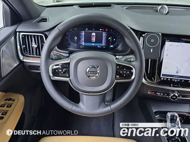 Volvo V60 Cross Country 2023 — Фото 12/20