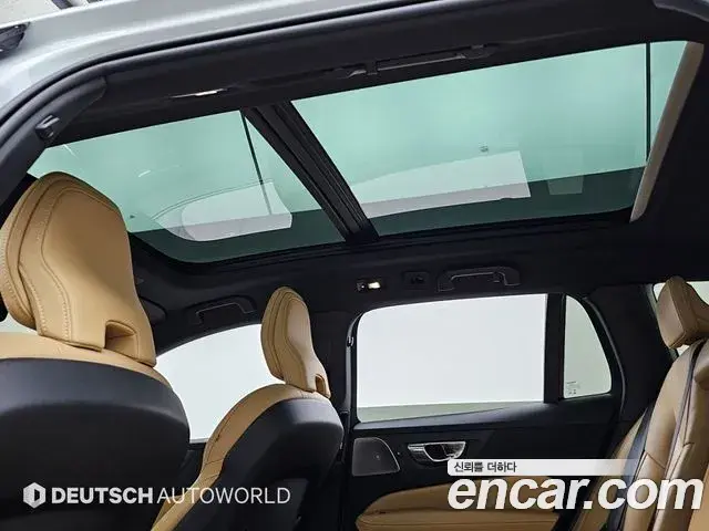 Volvo V60 Cross Country 2023 — Фото 17/20