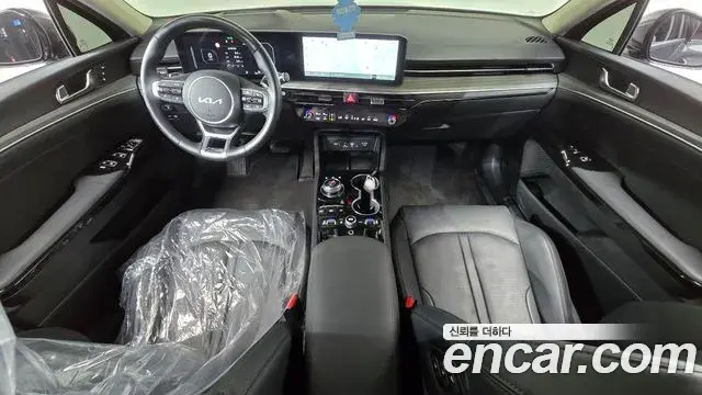 Kia K5 2025 — ფოტო 20/34