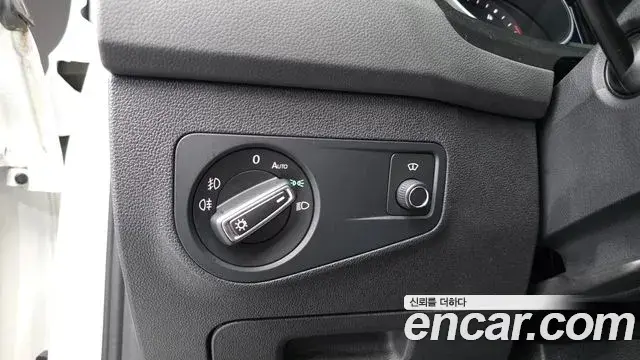 Volkswagen Tiguan 2020 — Photo 26/33