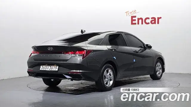 Hyundai Avante 2021 — Фото 2/20
