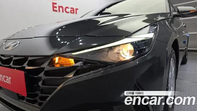 Hyundai The New Avante Hybrid 2021 — ფოტო 11/30
