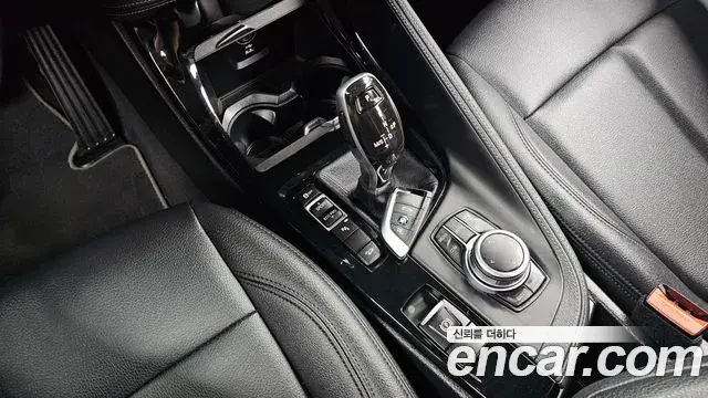 BMW X1 2022 — Фото 9/20