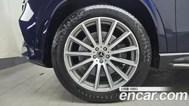 Mercedes-Benz GLS-Class 2021 — Şəkil 18/35